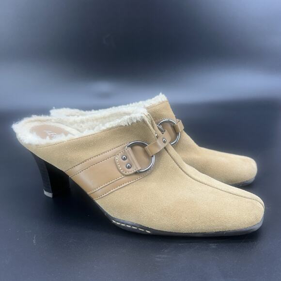 Aerosoles Cinch of Salt Womens 8.5M Tan Suede Faux Fur Slip-On Heeled Clog Mules - Picture 2 of 10